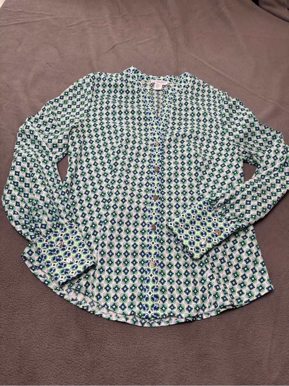 Corporate Women’s XS Green Blue Geometric Button Front Long Sleeve Blouse